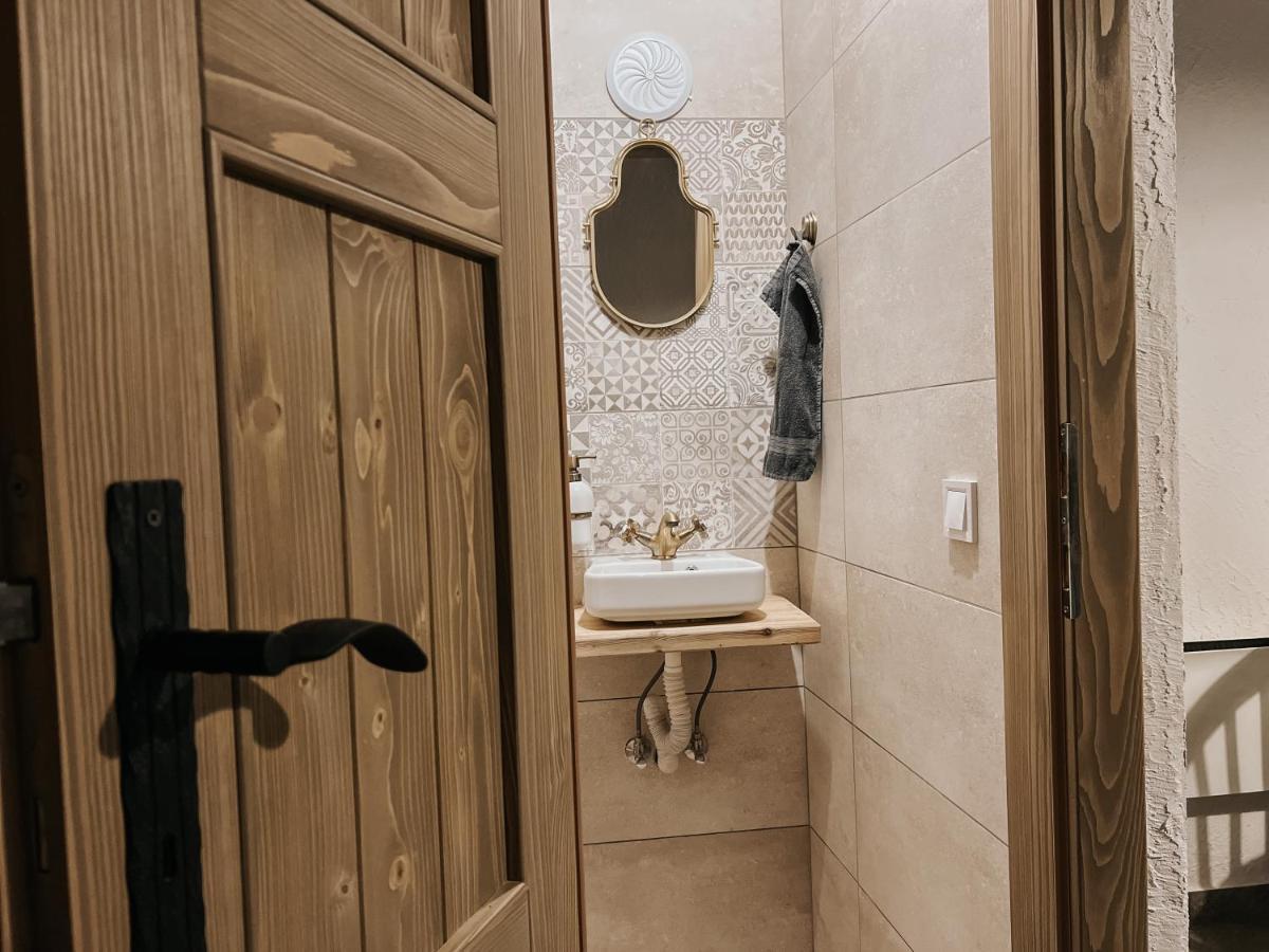 Pres-Lak Apartment Tarjan Luaran gambar