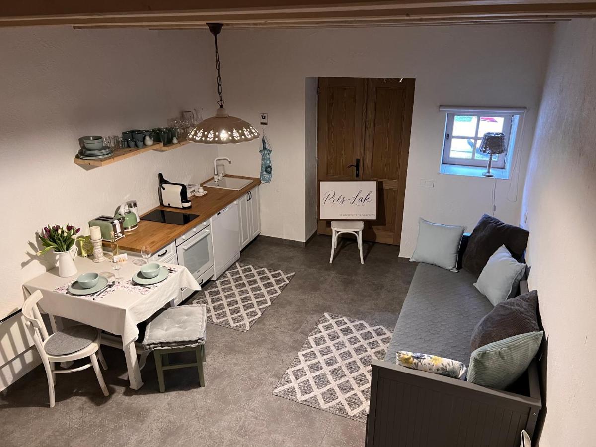 Pres-Lak Apartment Tarjan Luaran gambar