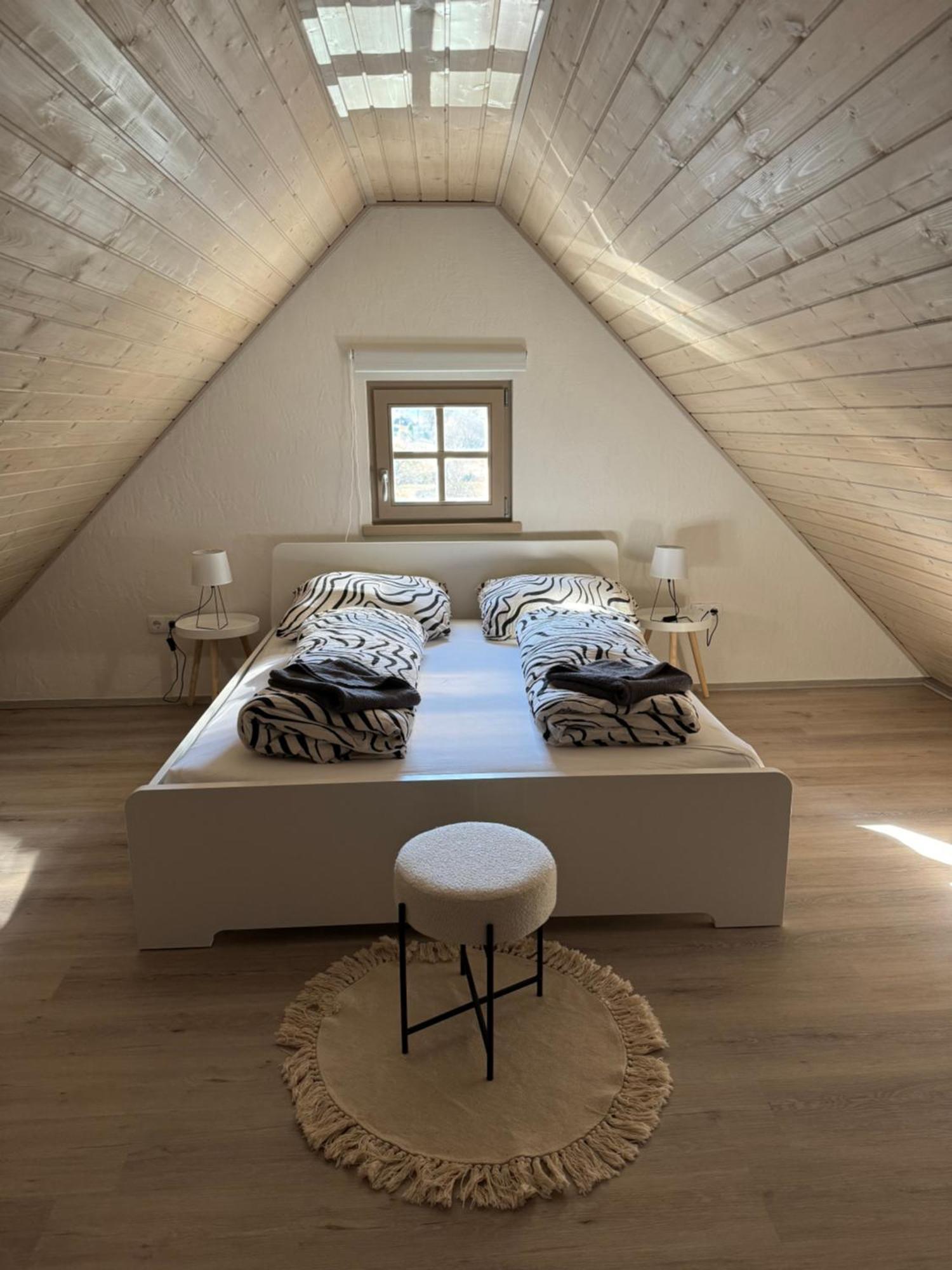 Pres-Lak Apartment Tarjan Luaran gambar